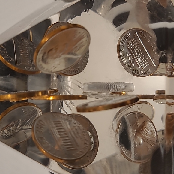 Orgonite Pyramid with Pennies - Picture 6 of 16